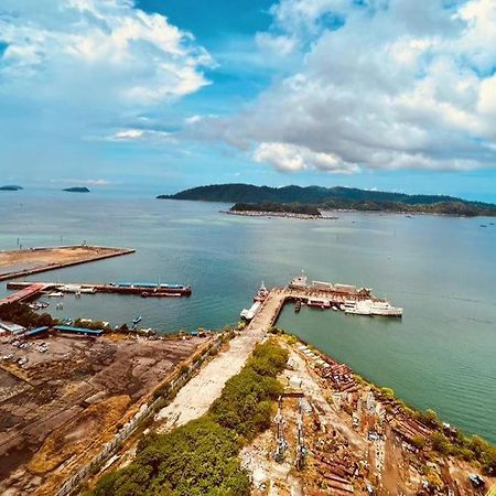 Appartamento Winj Management At Jesselton Quay Kota Kinabalu Esterno foto